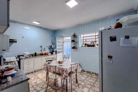 Casa à venda com 270m², 4 quartos e 2 vagasCozinha