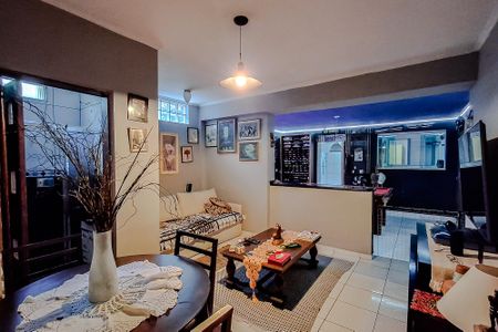 Casa à venda com 270m², 4 quartos e 2 vagasSala (Casa 2)