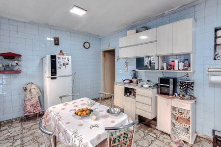 Casa à venda com 270m², 4 quartos e 2 vagasCozinha