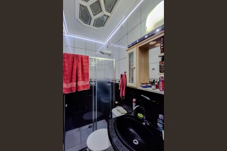 Casa à venda com 270m², 4 quartos e 2 vagasBanheiro (Casa 2)Banheiro da Suite (Casa 2)
