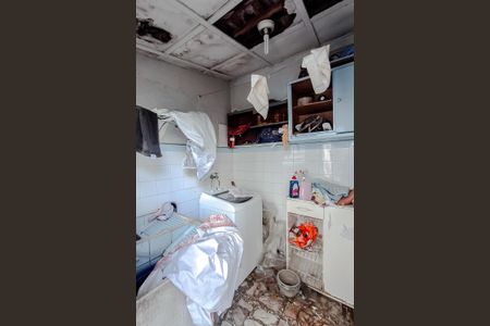 Casa à venda com 270m², 4 quartos e 2 vagasÁrea de Serviço
