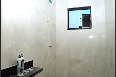 Casa à venda com 100m², 3 quartos e 2 vagasBanheiro Corredor