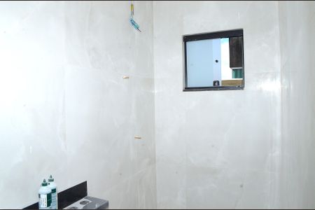 Casa à venda com 100m², 3 quartos e 2 vagasBanheiro Corredor