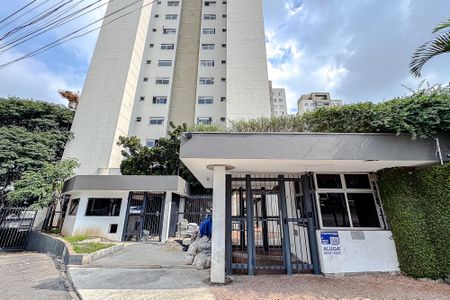 Apartamento para alugar com 69m², 3 quartos e 1 vaga Apartamento para alugar com 69m², 3 quartos e 1 vagaFachada - Plaquinha