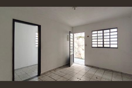 Casa à venda com 40m², 2 quartos e 1 vaga