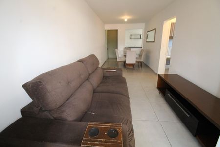Sala de apartamento para alugar com 2 quartos, 68m² em Parque Industrial, São José dos Campos