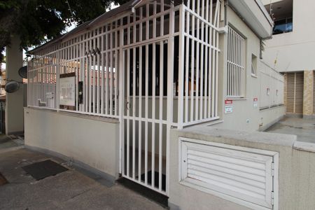 Apartamento para alugar com 68m², 2 quartos e 1 vagaPortaria