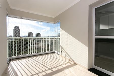 Apartamento à venda com 72m², 3 quartos e 4 vagasVaranda