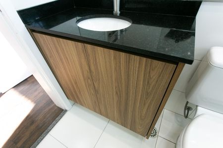 Apartamento à venda com 72m², 3 quartos e 4 vagasBanheiro da Suíte