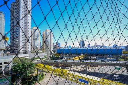 Varanda - Vista de apartamento à venda com 3 quartos, 66m² em Vila Dom Pedro I, São Paulo