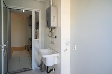 Apartamento à venda com 66m², 3 quartos e 1 vagaÁrea de Serviço