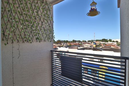 Sacada de apartamento para alugar com 2 quartos, 68m² em Viviane, Uberlândia
