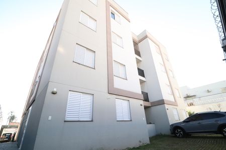 Apartamento para alugar com 68m², 2 quartos e 1 vagaFachada