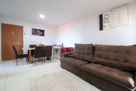 Apartamento para alugar com 68m², 2 quartos e 1 vagaSala