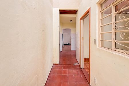 Casa à venda com 222m², 4 quartos e 1 vaga Casa à venda com 222m², 4 quartos e 1 vagaCasa 1 - Corredor