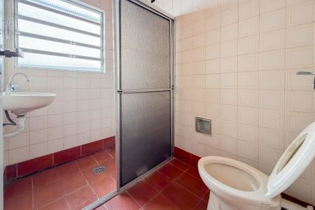 Casa à venda com 222m², 4 quartos e 1 vaga Casa à venda com 222m², 4 quartos e 1 vagaCasa 1 - Banheiro