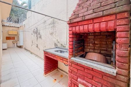 Casa à venda com 222m², 4 quartos e 1 vaga Casa à venda com 222m², 4 quartos e 1 vagaCasa 3 - Churrasqueira