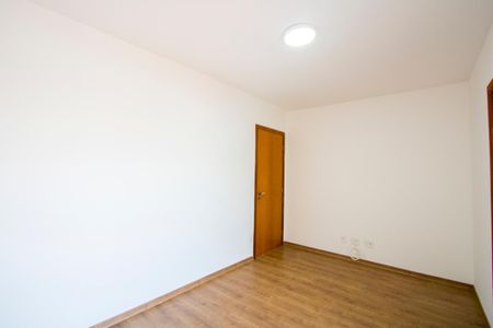 Apartamento à venda com 138m², 3 quartos e 2 vagasQuarto 2 - Suíte