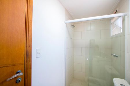 Apartamento à venda com 138m², 3 quartos e 2 vagasBanheiro do quarto 2