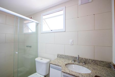 Apartamento à venda com 138m², 3 quartos e 2 vagasBanheiro do quarto 2