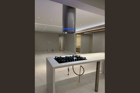 Apartamento à venda com 165m², 3 quartos e 3 vagas Apartamento à venda com 165m², 3 quartos e 3 vagasCozinha