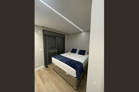 Apartamento à venda com 165m², 3 quartos e 3 vagas Apartamento à venda com 165m², 3 quartos e 3 vagasQuarto