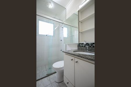 Casa de condomínio à venda com 168m², 3 quartos e 2 vagasBanheiro Suíte 