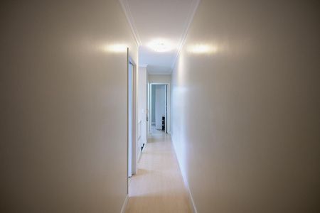 Casa de condomínio à venda com 168m², 3 quartos e 2 vagasCorredor