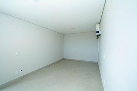 Casa à venda com 623m², 5 quartos e 4 vagasQUARTO5