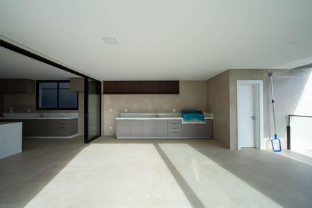 Casa à venda com 623m², 5 quartos e 4 vagasESPACO GOURMET