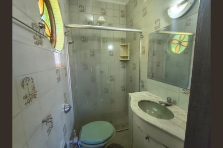 Casa à venda com 160m², 2 quartos e 1 vaga Casa à venda com 160m², 2 quartos e 1 vagaBanheiro
