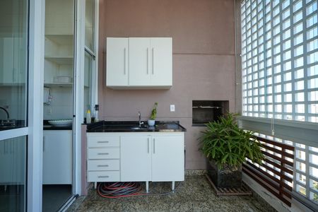 Apartamento à venda com 260m², 4 quartos e 4 vagasVaranda gourmet