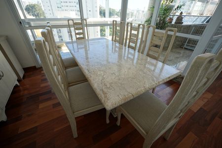 Apartamento à venda com 260m², 4 quartos e 4 vagasSala de Jantar