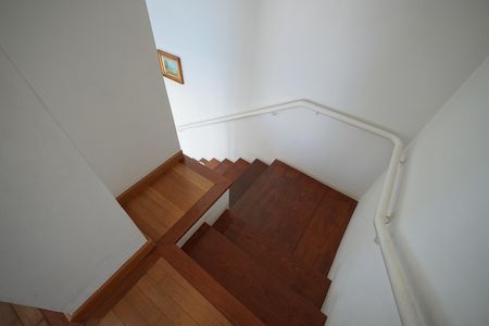 Apartamento à venda com 260m², 4 quartos e 4 vagasEscada
