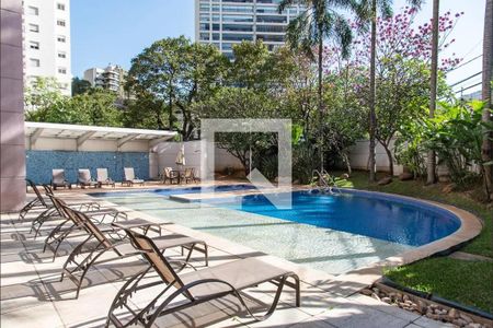 Apartamento à venda com 260m², 4 quartos e 4 vagasPiscina