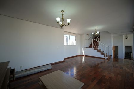 Apartamento à venda com 260m², 4 quartos e 4 vagasSala