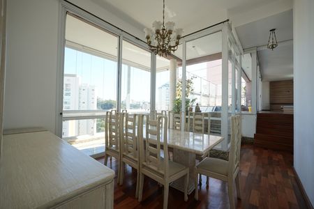 Apartamento à venda com 260m², 4 quartos e 4 vagasSala de Jantar