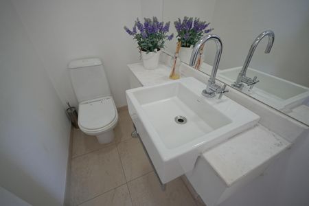 Apartamento à venda com 260m², 4 quartos e 4 vagasLavabo