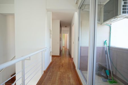 Apartamento à venda com 260m², 4 quartos e 4 vagasCorredor