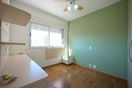 Apartamento à venda com 260m², 4 quartos e 4 vagasQuarto 1