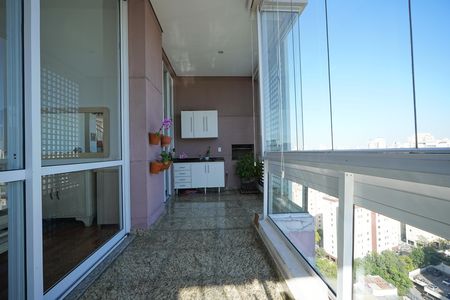Apartamento à venda com 260m², 4 quartos e 4 vagasVaranda gourmet