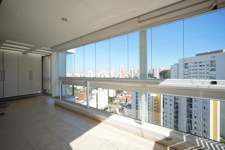 Apartamento à venda com 260m², 4 quartos e 4 vagasVaranda