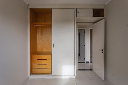 Apartamento à venda com 70m², 3 quartos e 1 vaga Apartamento à venda com 70m², 3 quartos e 1 vagaQuarto 2