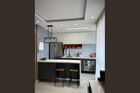 Cozinha de apartamento para alugar com 2 quartos, 53m² em Jardim do Lago, Jundiaí