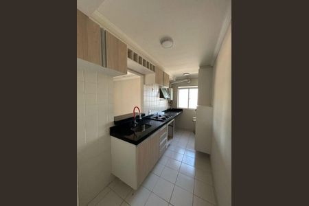 Apartamento à venda com 3 quartos, 61m² em Jardim Ipaussurama, Campinas
