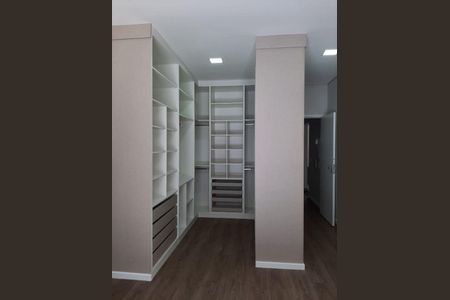 Casa à venda com 3 quartos, 203m² em Swiss Park, Campinas