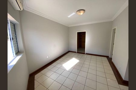 Casa à venda com 5 quartos, 360m² em Sítios de Recreio Gramado, Campinas