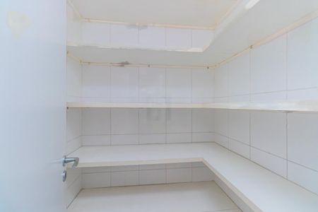 Apartamento para alugar com 4 quartos, 213m² em Vila Nova Conceição, São Paulo
