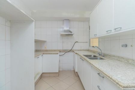 Apartamento para alugar com 4 quartos, 213m² em Vila Nova Conceição, São Paulo