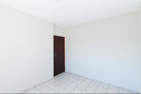 Casa para alugar com 80m², 2 quartos e 2 vagasQuarto 2